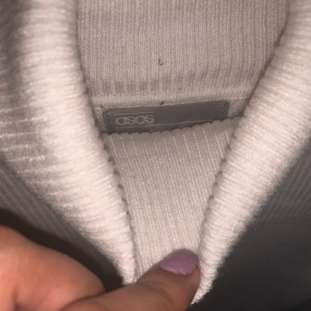 Asos - Picture 3 of 5